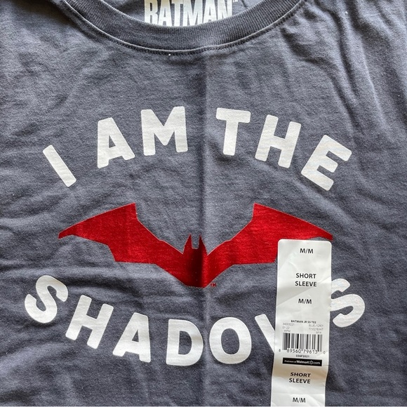 NWT Juniors Medium Batman T-Shirt Blouse - Picture 2 of 4